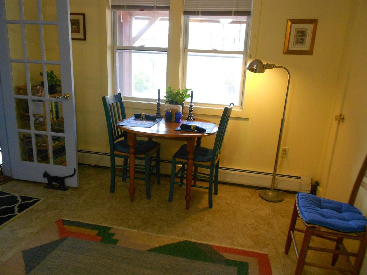Cavalier Cottage B&B Shelburne Falls Exterior photo